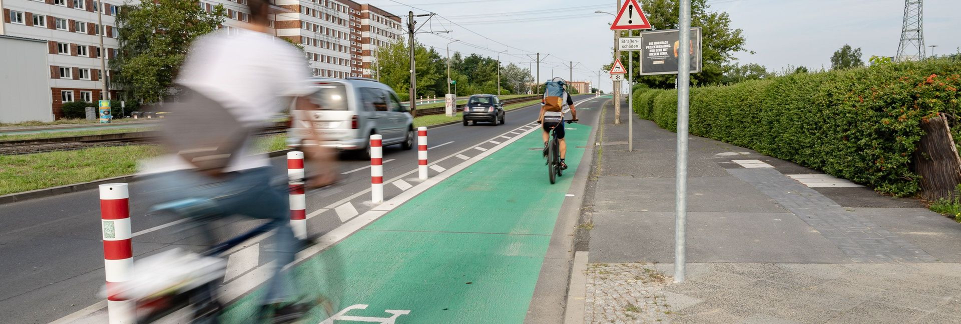 Radfahrstreifen Allee der Kosmonauten Berlin infraVelo