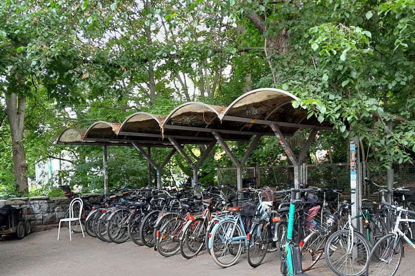 Fahrradabstellplätze am Bahnhof Treptower Park